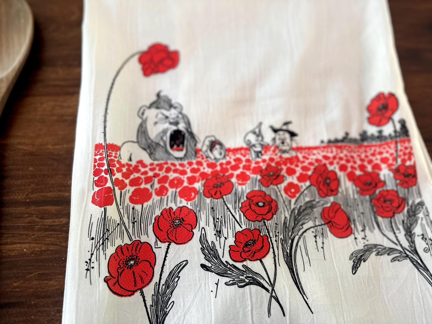 Vintage Wizard of Oz Tea Towel |  Field of Poppies Vintage Art Tea Towel